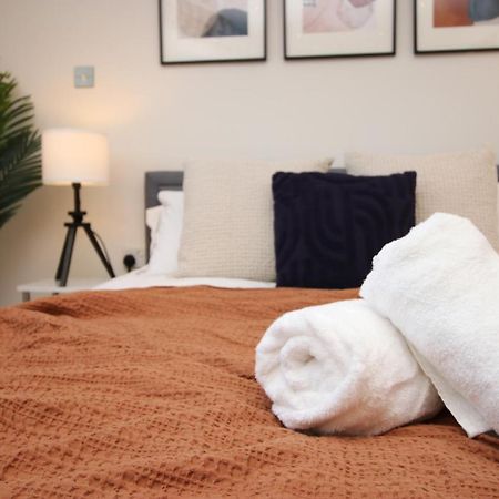 The Skyline - Luxury City Centre Flat With Designated Parking カーディフ エクステリア 写真