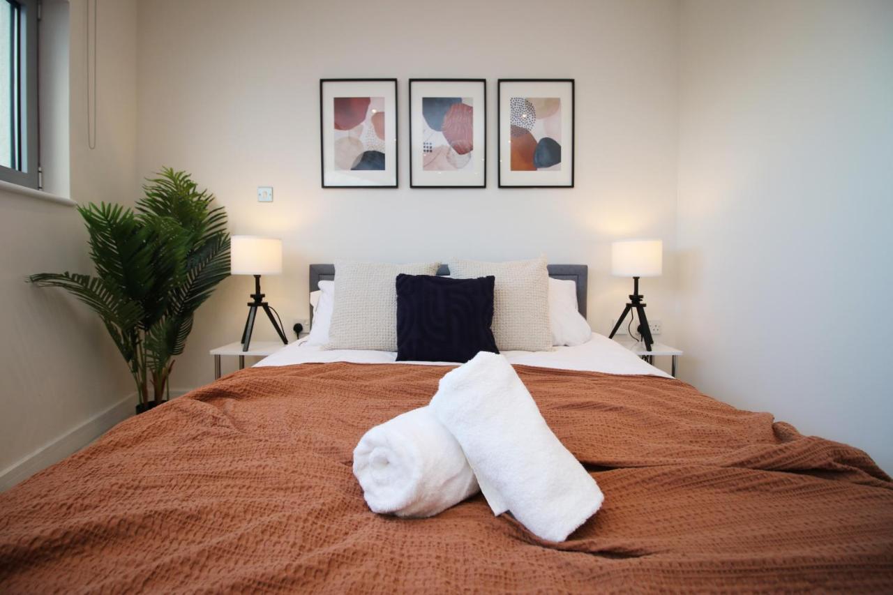 The Skyline - Luxury City Centre Flat With Designated Parking カーディフ エクステリア 写真