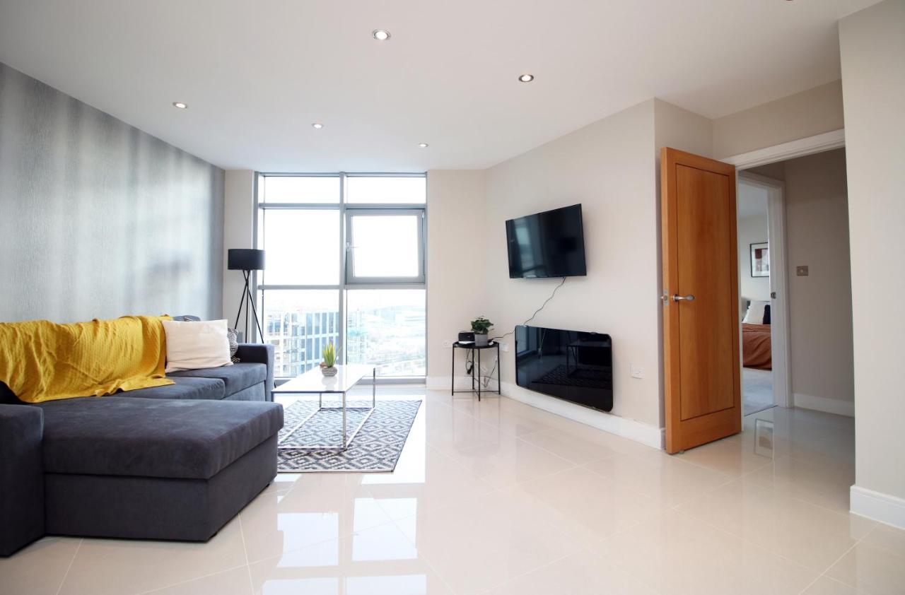 The Skyline - Luxury City Centre Flat With Designated Parking カーディフ エクステリア 写真