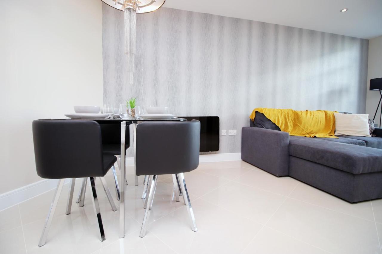 The Skyline - Luxury City Centre Flat With Designated Parking カーディフ エクステリア 写真