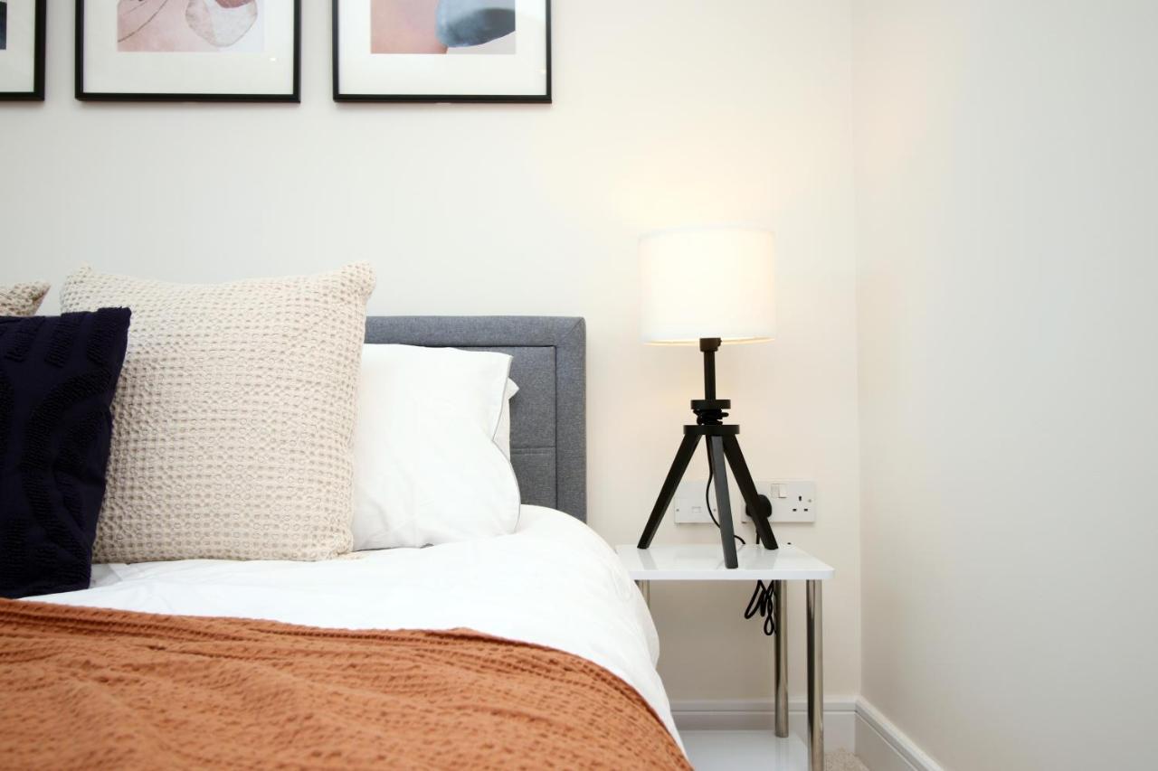 The Skyline - Luxury City Centre Flat With Designated Parking カーディフ エクステリア 写真