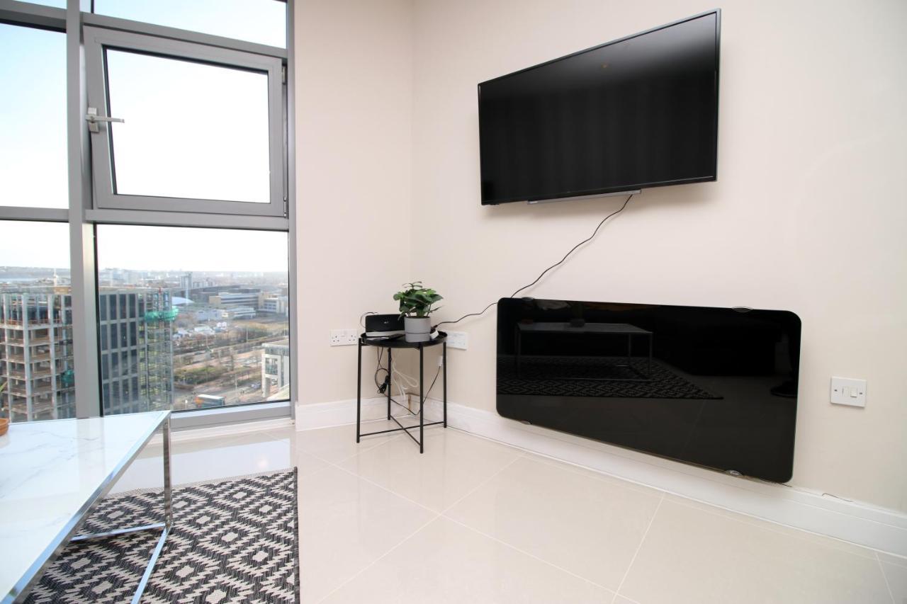 The Skyline - Luxury City Centre Flat With Designated Parking カーディフ エクステリア 写真